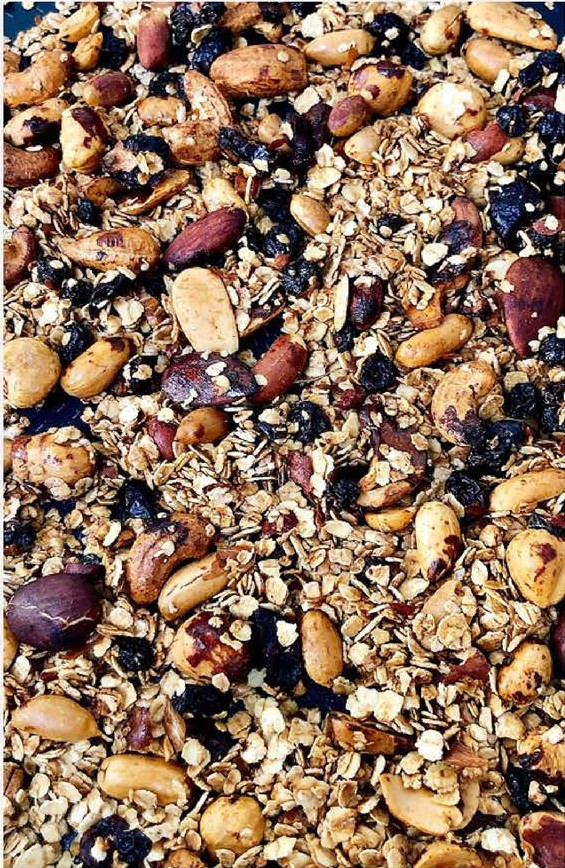 Granola maison aux flocons d'avoine, amandes et graines