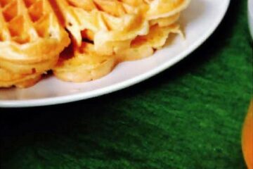 Gaufres à la compote de pommes dorées