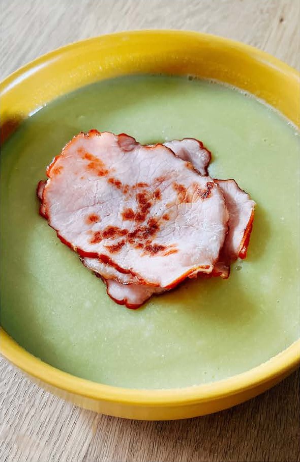 Soupe de pois cassés au céleri